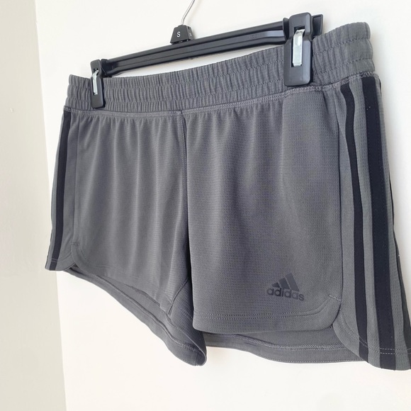 ADIDAS SHORTS - Picture 2 of 4